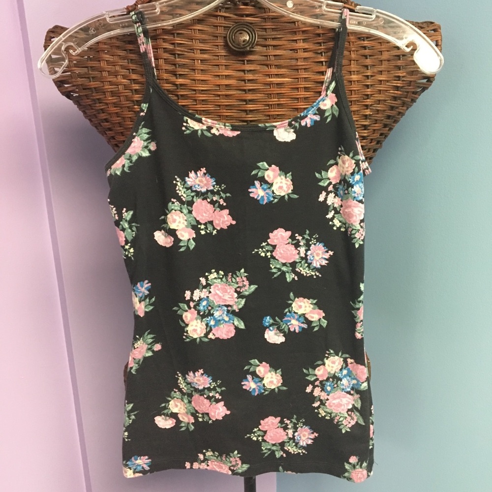 Black Flower 💐 Floral Nollie Camisole Tank Top